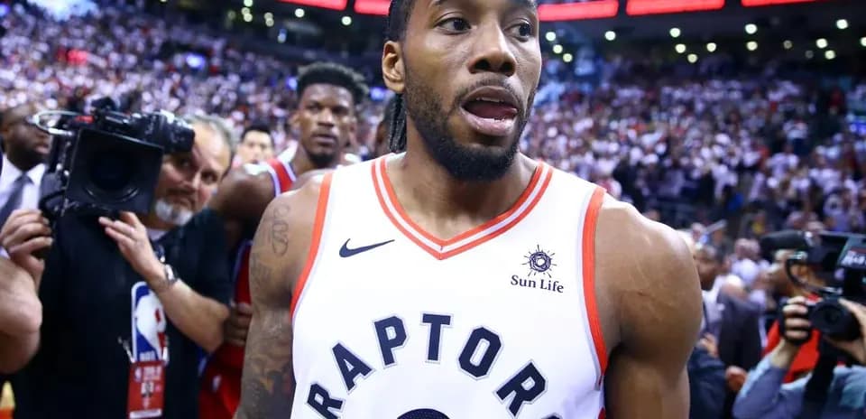 Kawhi Leonard leaving the court after game