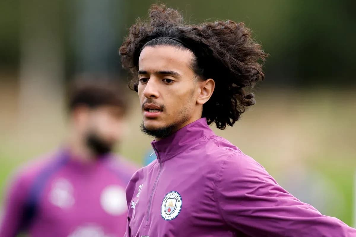 Player training in Manchester City kit outdoors