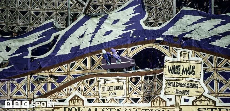 Spectacular fan display featuring roller coaster theme