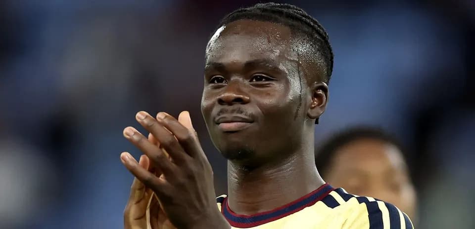 Player applauding after the match