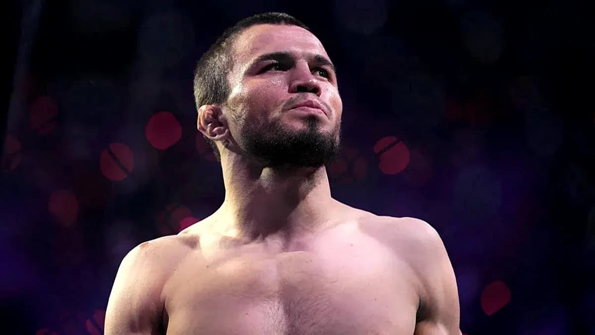 Fighter posing in the spotlight before match