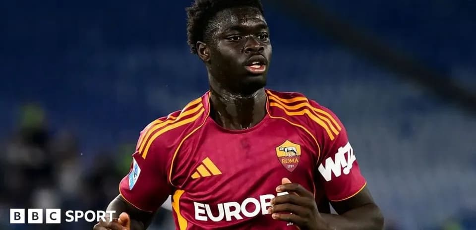 Player running in AS Roma jersey during match