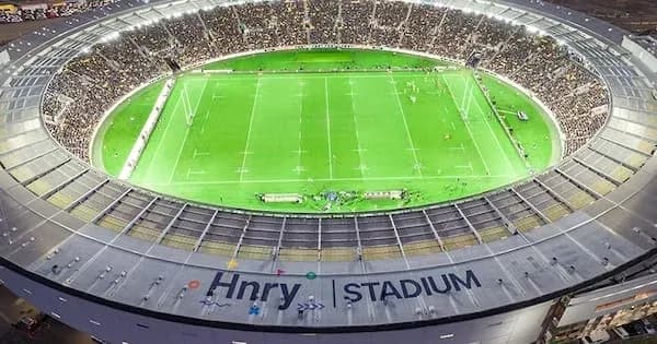 Aerial view of Hnry Stadium filled with spectators