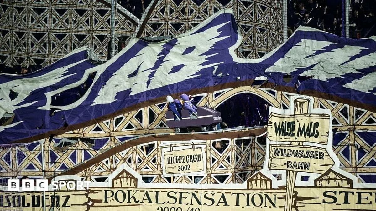 Spectacular fan display featuring roller coaster theme Spectacular fan display featuring roller coaster theme
