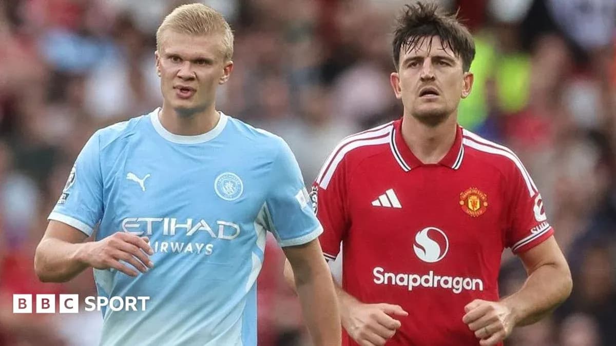 Players in action during Manchester City vs Manchester United match Players in action during Manchester City vs Manchester United match